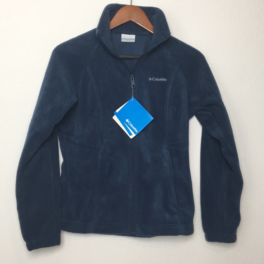 New navy blue Colombia fleece jacket